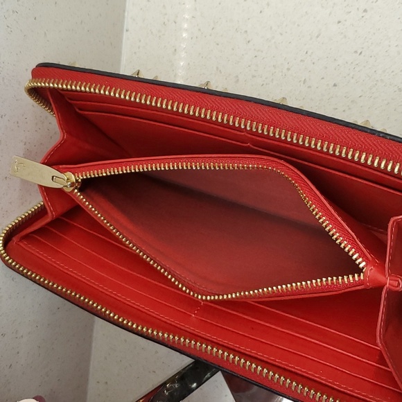 CHRISTIAN LOUBOUTIN studded gold leather wallet - Picture 10 of 12